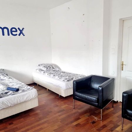 Hostel Primax Poznań Exteriör bild