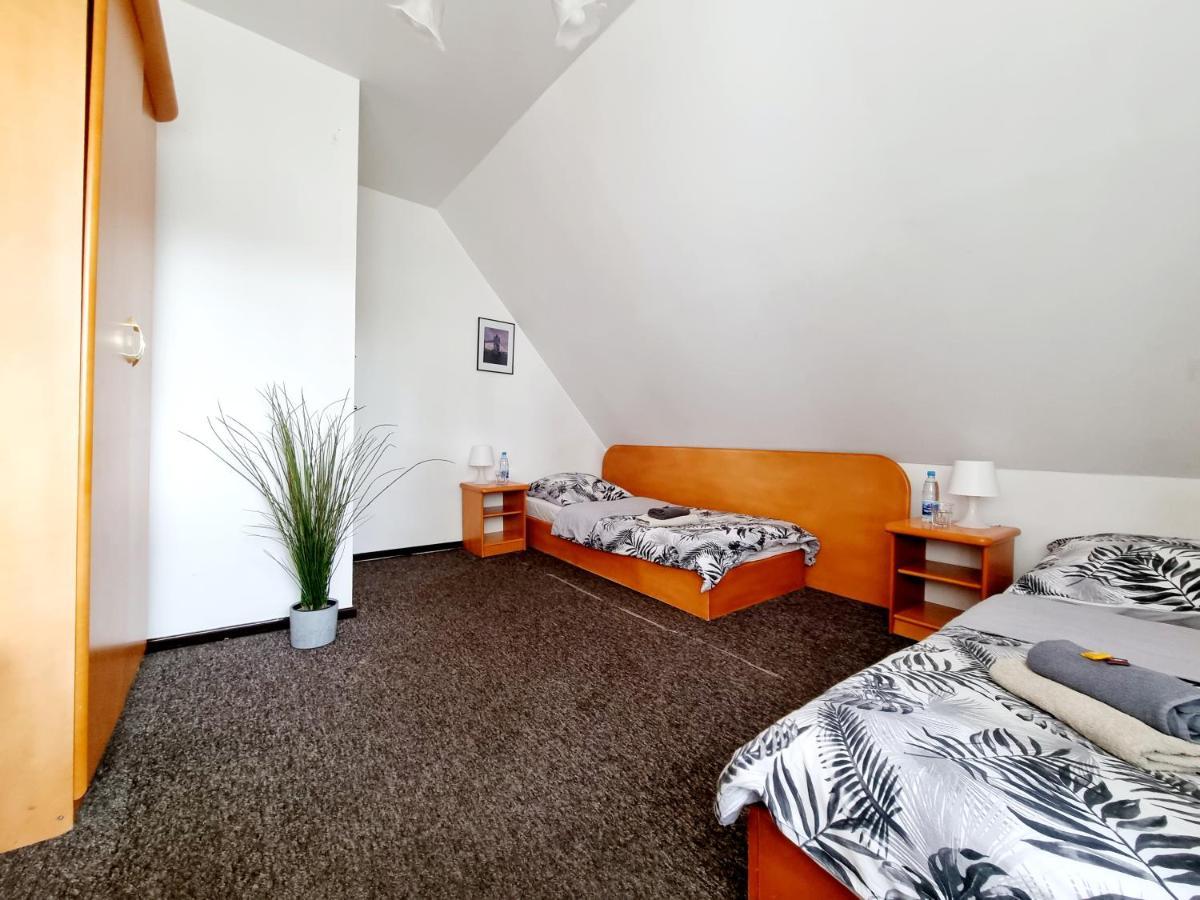 Hostel Primax Poznań Exteriör bild