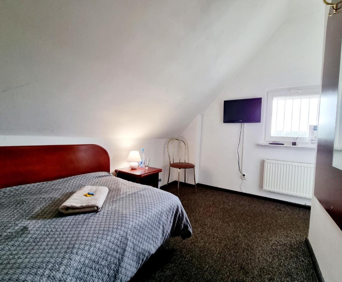 Hostel Primax Poznań Exteriör bild