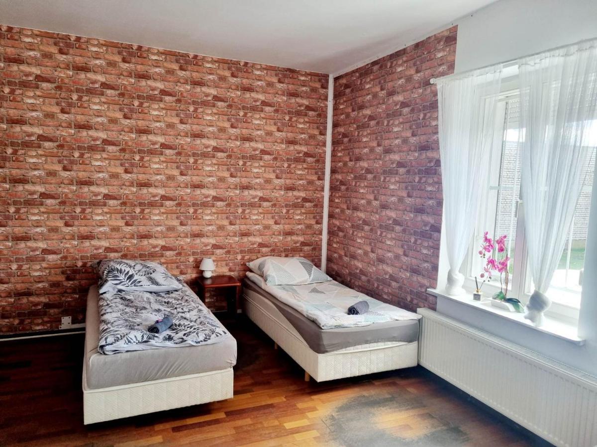 Hostel Primax Poznań Exteriör bild